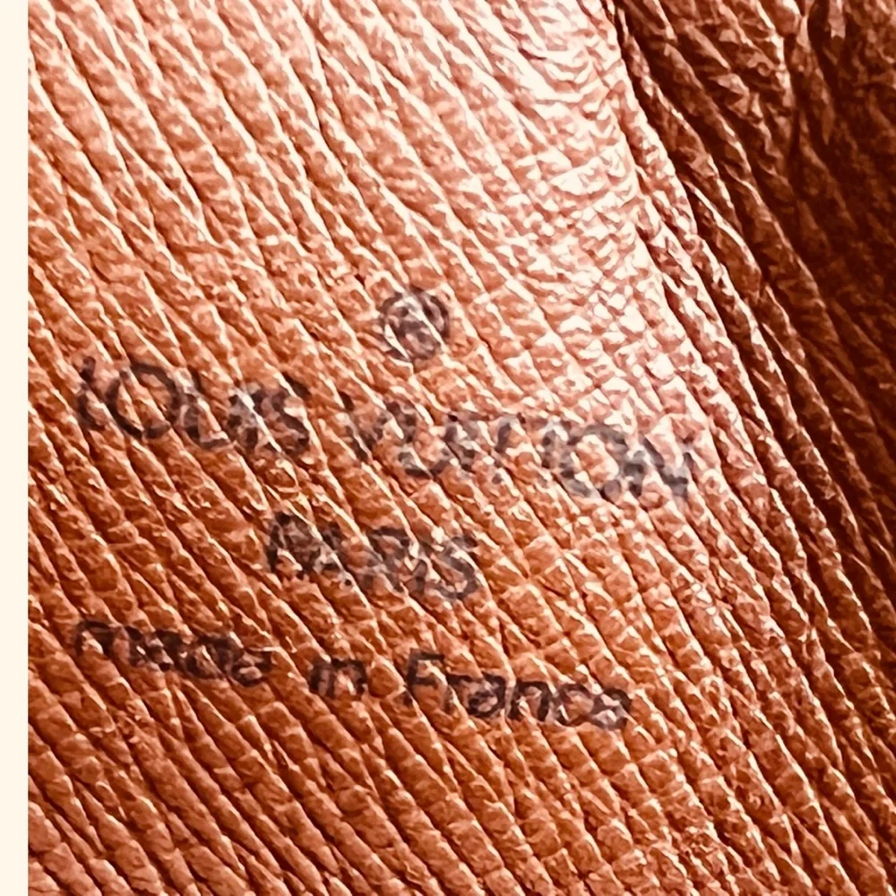 LOUIS VUITTON Monogram Compiegne 23 Clutch Bag - Picture 15 of 16